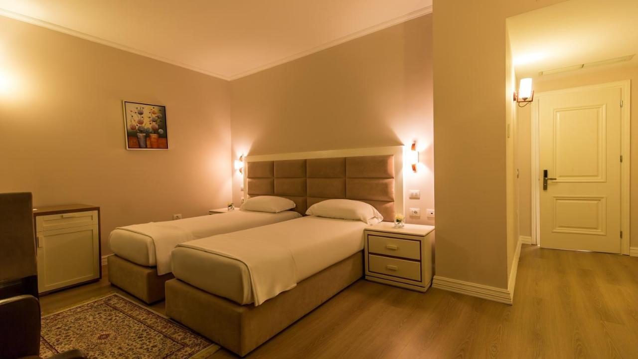 Royal Hill Hotel Vore